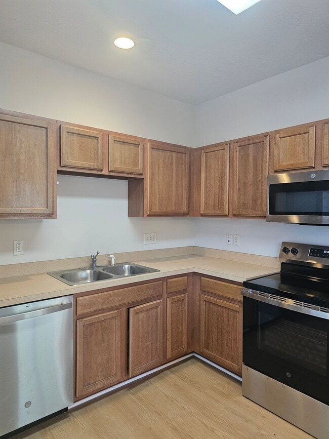 Building Photo - 604 Teton Cir