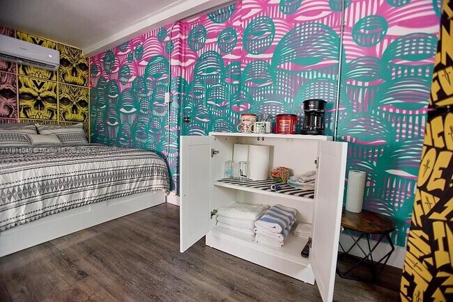 Building Photo - 420 NW 111th St