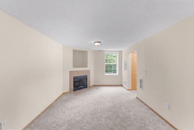 Building Photo - 177 Prairie Creek Way