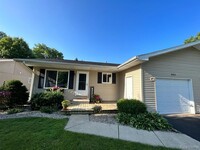 Building Photo - 6937 Alma Ct