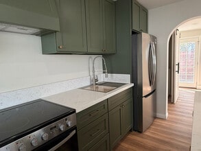 Building Photo - 4290 Dean Dr