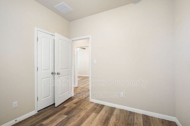 Building Photo - 4614 Esper Ln