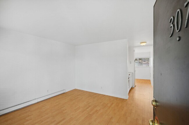 Interior Photo - Melbourne Apartments