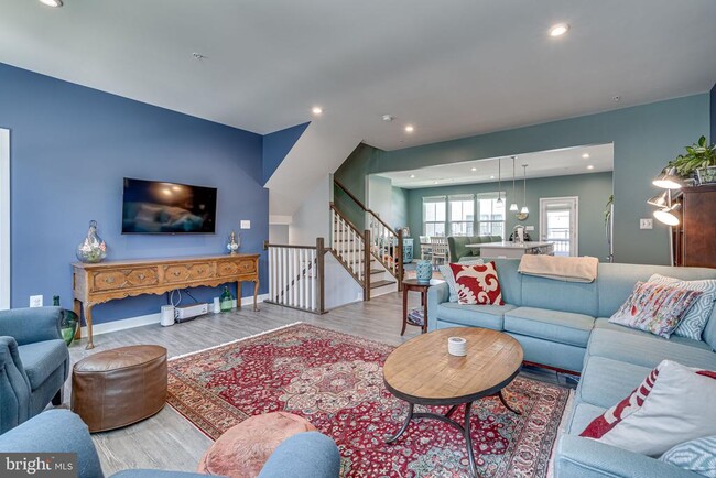 Building Photo - 2705 Evansgreen Dr