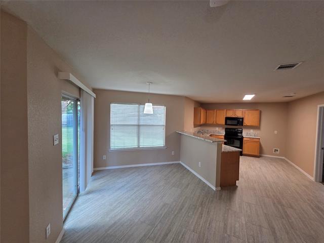 Building Photo - 8138 Mossberg Dr