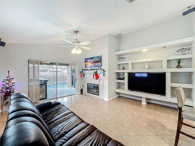 Building Photo - 14826 Lady Victoria Blvd