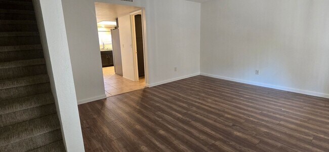 Building Photo - 16510 E Palisades Blvd
