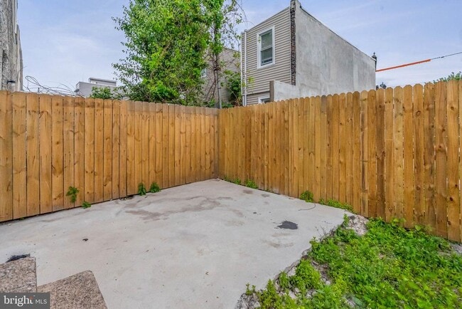 Building Photo - 3047 Janney St