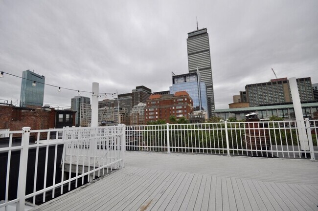 Building Photo - 280 Commonwealth Ave