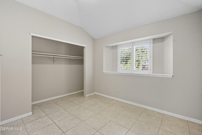 Building Photo - 1216 Velma Miles Pl