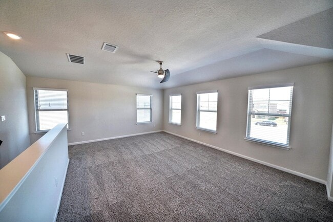Building Photo - Beautiful Home Now Available in Orchard Pa...