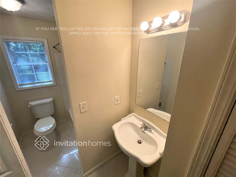 Building Photo - 3010 Mill Ct