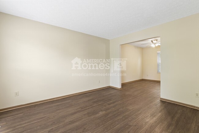 Building Photo - 373 Firestone Drive