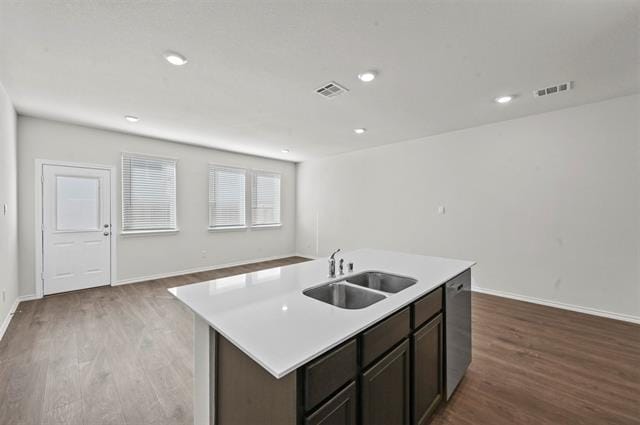 Building Photo - 623 Linden Rd