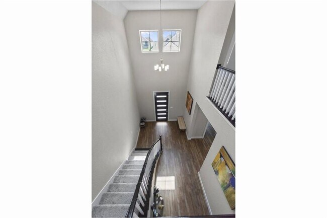 Building Photo - 820 Palamos Dr