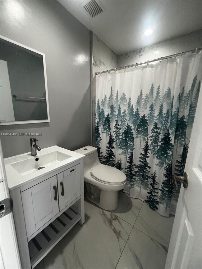 Building Photo - 2081 NW 30th St