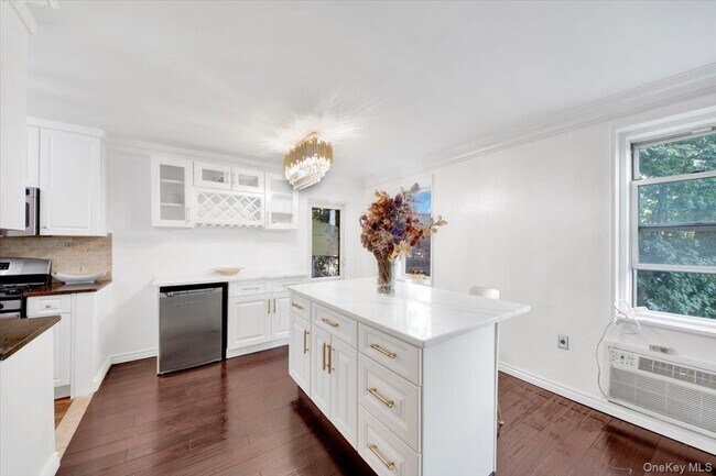 Building Photo - 1 Balint Dr