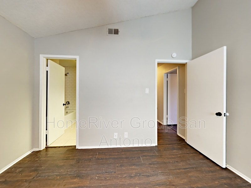 Building Photo - 15014 Spring Creek