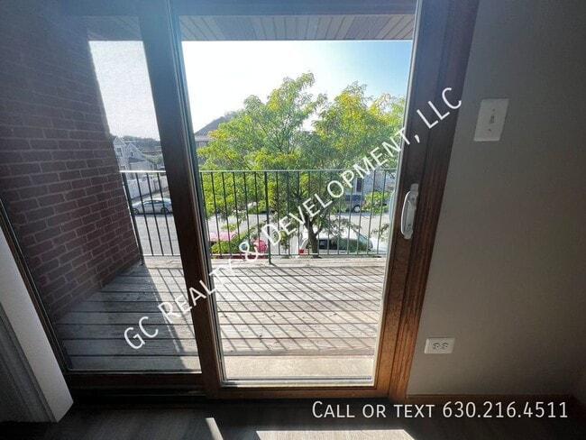 Building Photo - 13419 S Brandon Ave