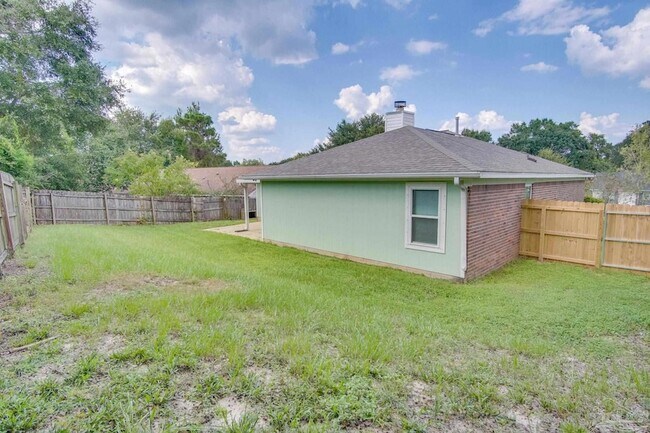 Building Photo - 4631 Northpointe Cir
