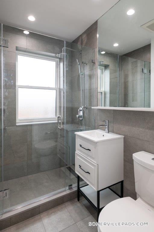 Building Photo - 123 Highland Ave