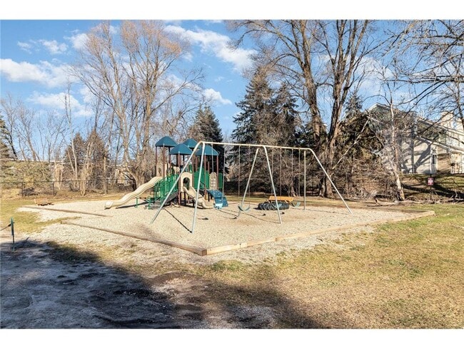 Building Photo - 4130 Rahn Rd