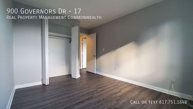 Building Photo - 900 Governors Dr