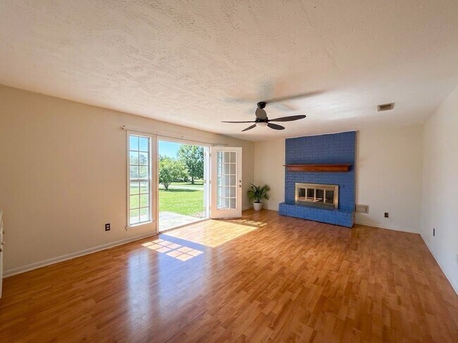 Building Photo - 9518 Langdon Ln