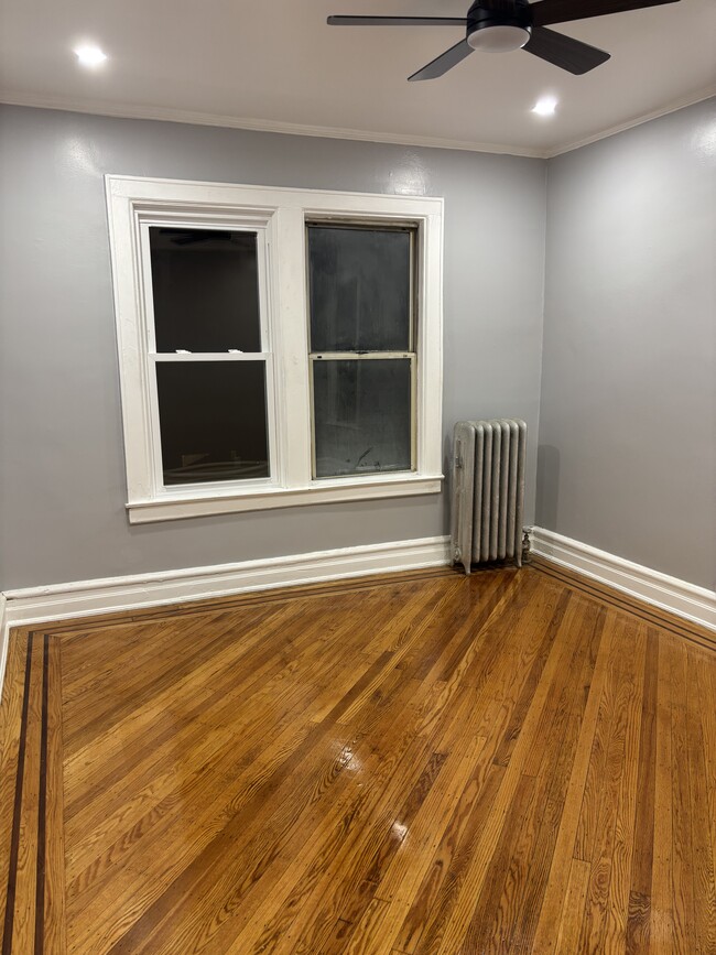 master bedroom - 3620 Clarendon Rd