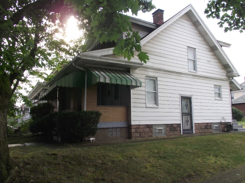 Building Photo - 241 Boden Ave