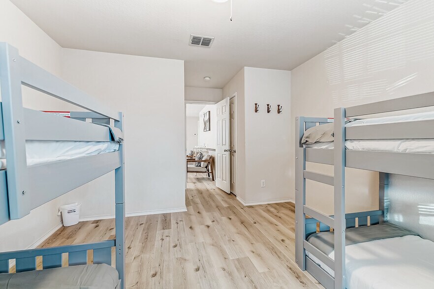 Building Photo - 13359 Velasco Drive