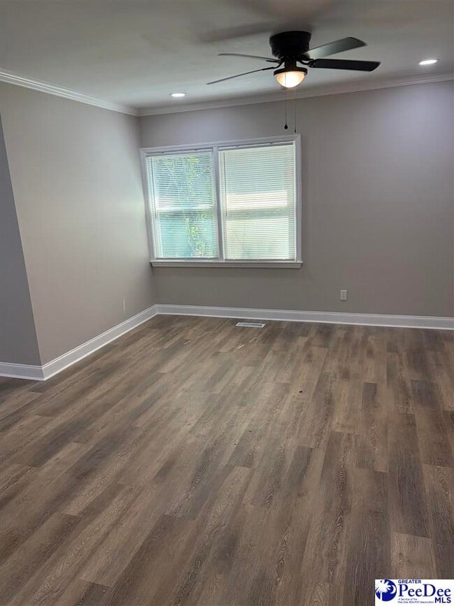 Building Photo - 505 Chestnut St