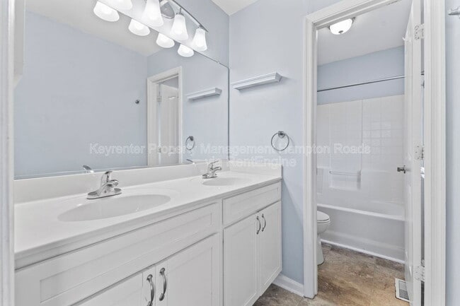 Building Photo - 312 Pebble Creek Dr