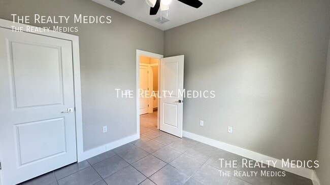 Building Photo - 56 Cordona Dr
