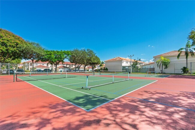 Building Photo - 13912 SW 103rd Ln