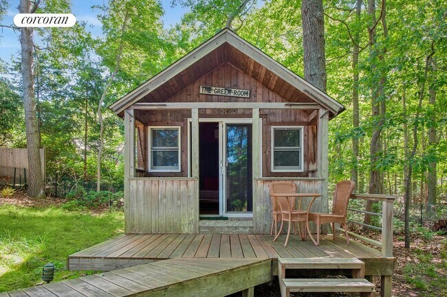 Building Photo - 43 Highlands Dr