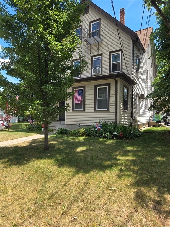 Building Photo - 10 Pinehill St
