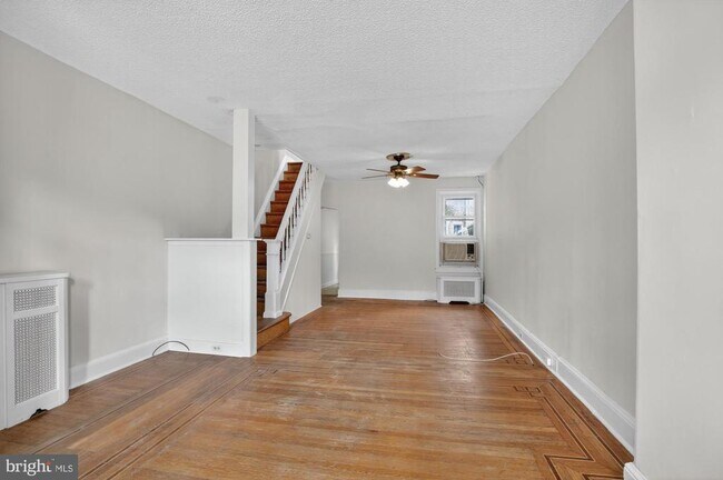 Building Photo - 2343 E Huntingdon St