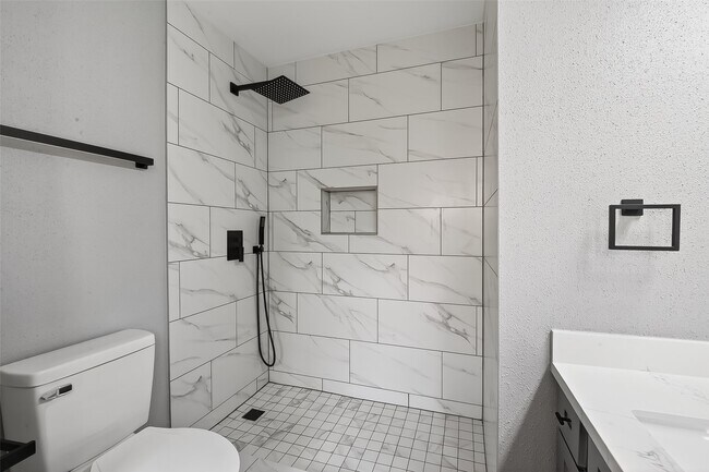 Building Photo - 3238 E Rangecrest Pl