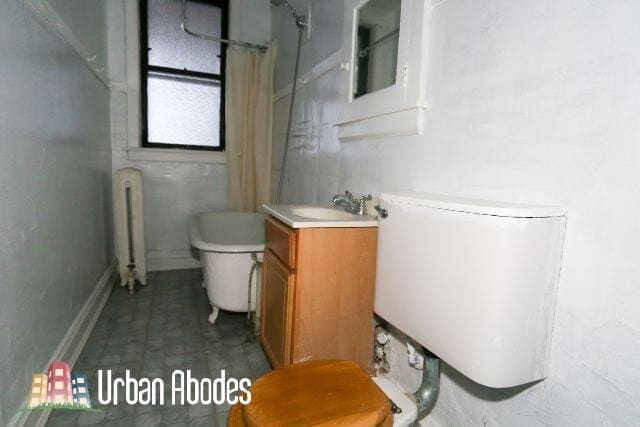 Building Photo - 1917 W Winnemac Ave