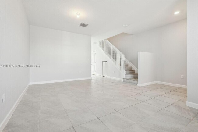Building Photo - 28625 SW 132nd Ct