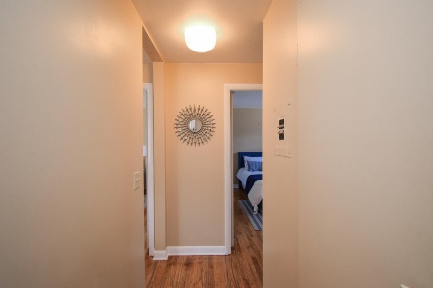 Building Photo - 70 Carroll Ave