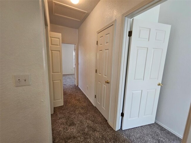 Building Photo - 304 Windridge Village Cove