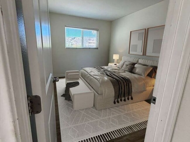 Building Photo - 6755 Mission Gorge Rd