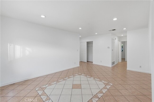 Building Photo - 1250 S Brookhurst St