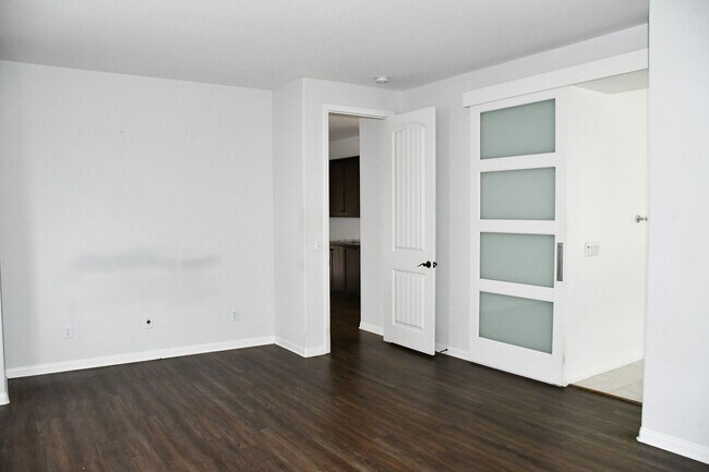 Building Photo - 3225 Donovan Ranch Rd