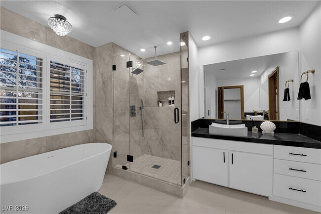 Building Photo - 2513 Wimbledon Dr