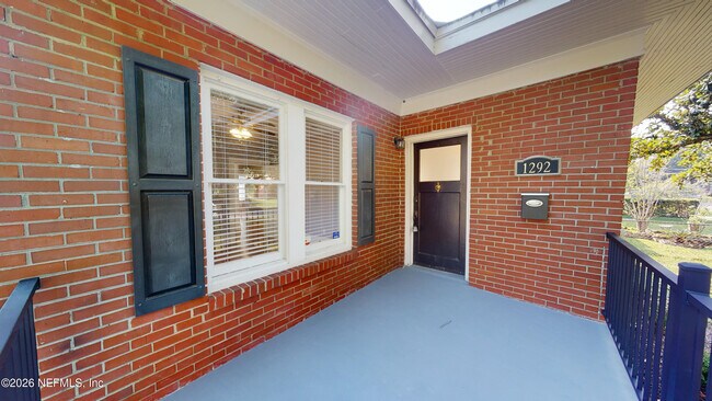 Building Photo - 1292 Wolfe St