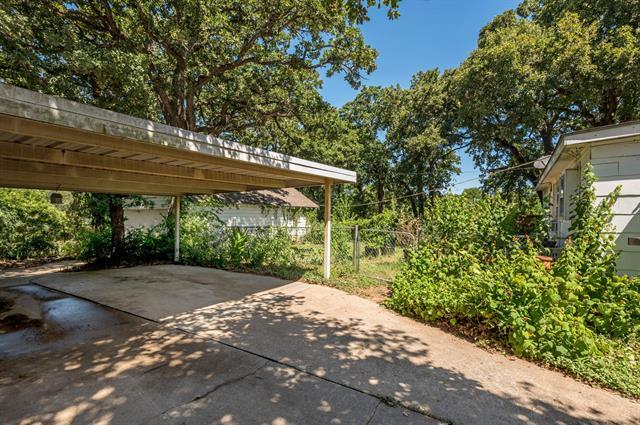 Building Photo - 7366 Meadowbrook Dr