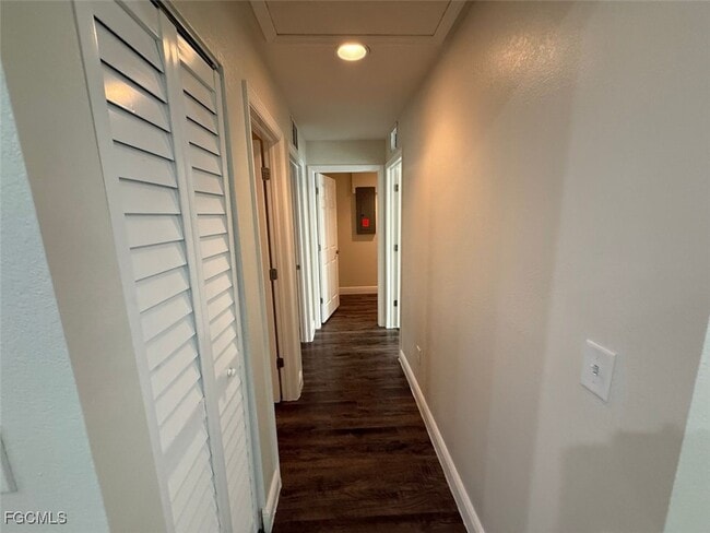Building Photo - 3003 Harvard Cir